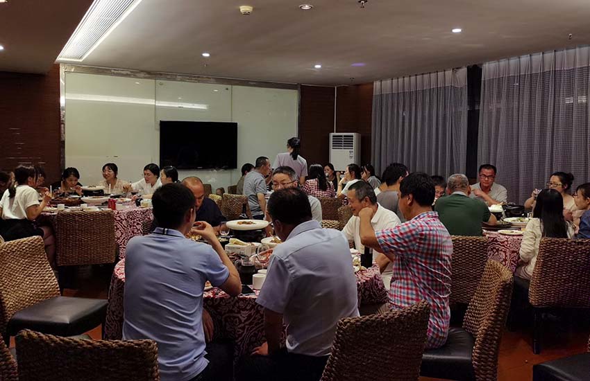 Celebrazione e cena del Mid Dragon Boat Festival di Newclear, 14 giugno